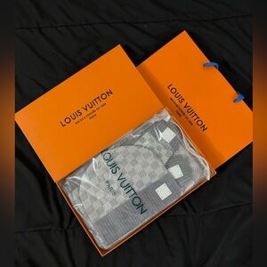 (Sold)Louis Vuitton Light Grey Gift Set | Scarf Beanie Gloves | NWT + Box + Bag